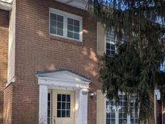 243 - 1105 MEADOWLANDS DRIVE Ottawa Ontario, K2C 0K5