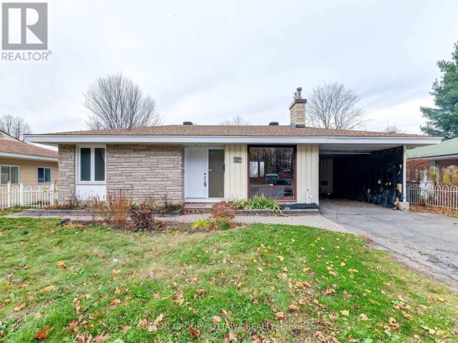 2427 BASELINE ROAD, Ottawa, Ontario K2C 0E3