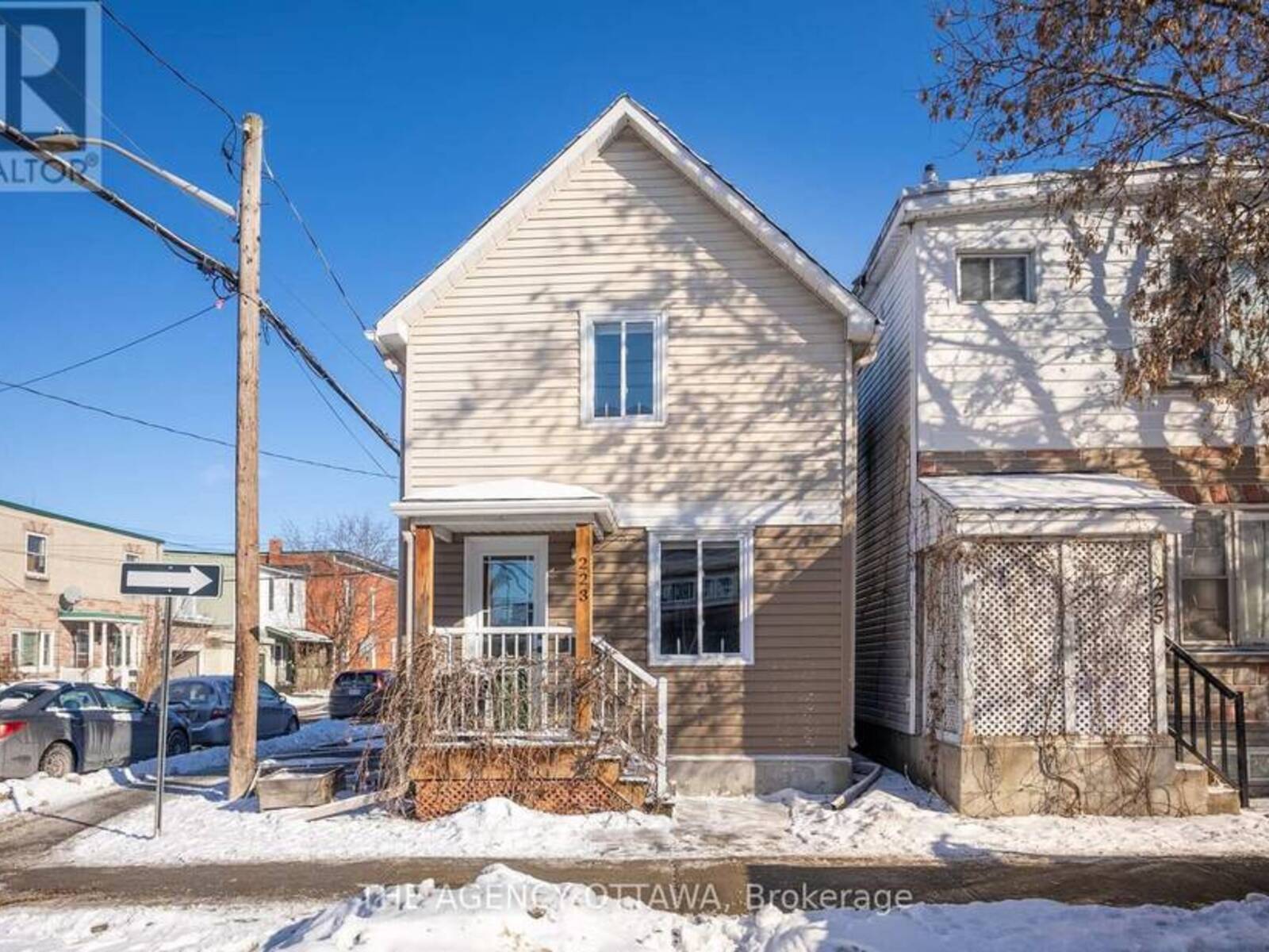 223 CARRUTHERS AVENUE, Ottawa, Ontario K1Y 1N8