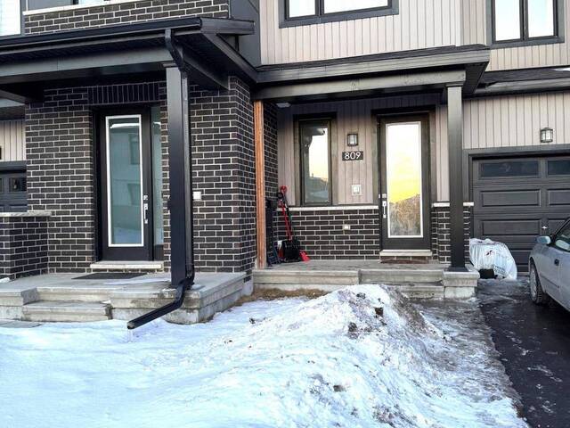 809 CERULEAN WAY E Ottawa Ontario, K1W 0S7