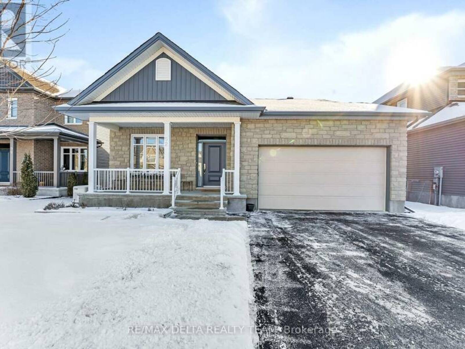 92 YORK CROSSING, Russell, Ontario K4R 0C5