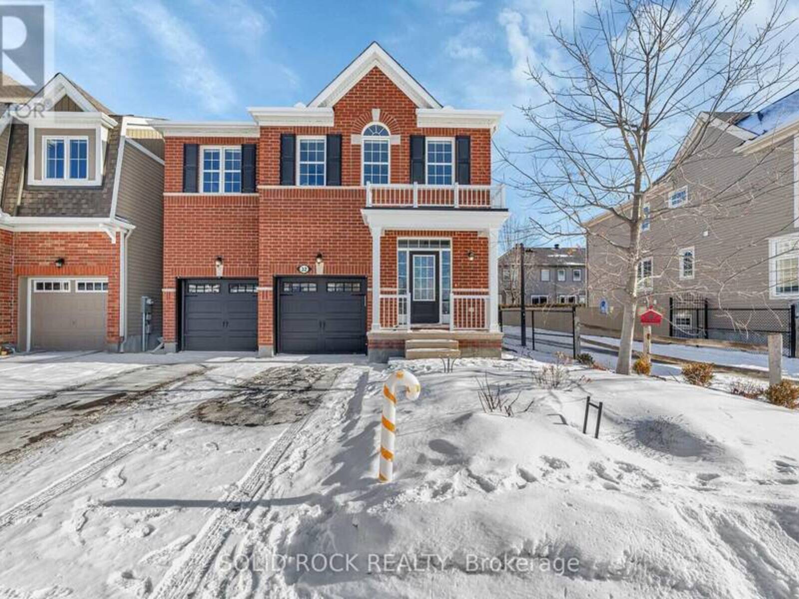 32 SOLARIS DRIVE, Ottawa, Ontario K2M 0L6