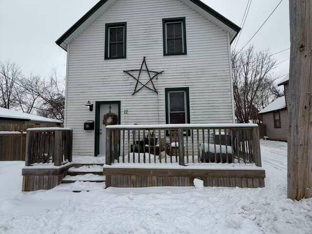 12 HERRIOTT STREET W Carleton Place Ontario, K7C 2A5 - 3 Bedrooms Home For Sale