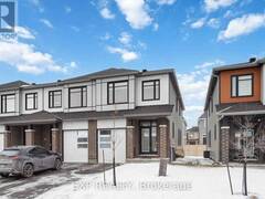 934 CLARKIA STREET Ottawa Ontario, K1T 0Y1