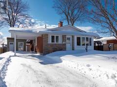 1860 FEATHERSTON DRIVE Ottawa Ontario, K1H 6P5