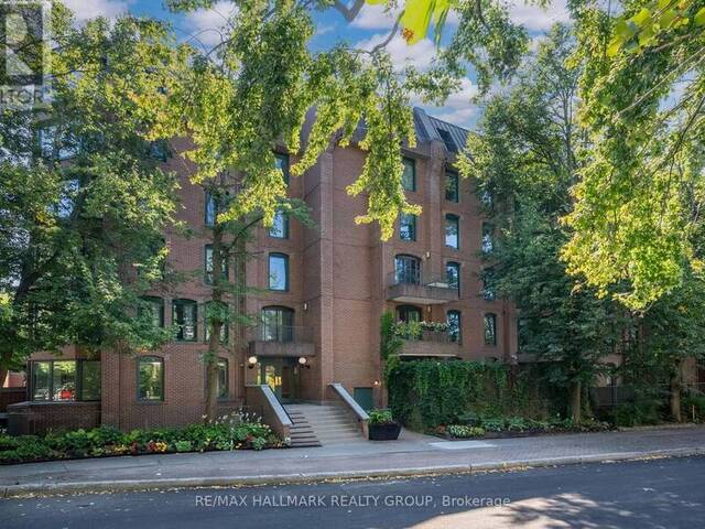 2 - 140 RIDEAU TERRACE Ottawa Ontario, K1M 0Z2