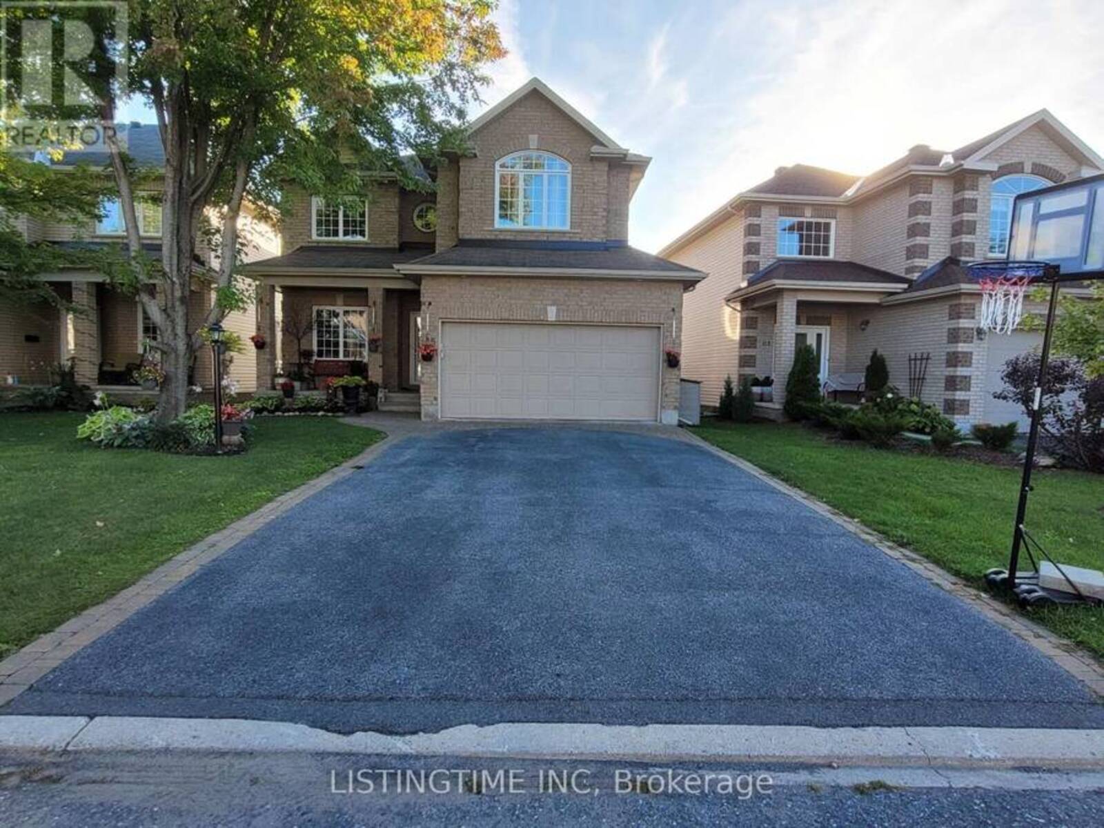 115 SIROCCO CRESCENT, Ottawa, Ontario K2S 2E1