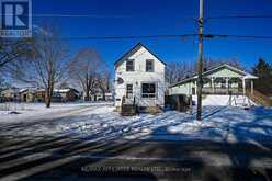 22 SECOND STREET | Smiths Falls Ontario | Slide Image Three