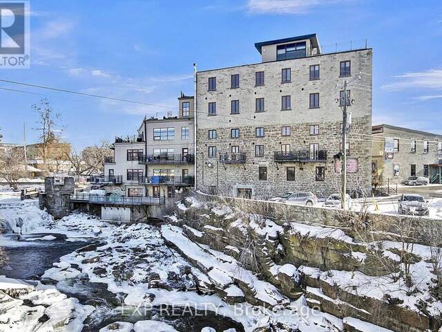 302 - 7 MILL STREET Almonte Ontario, K0A 1A0