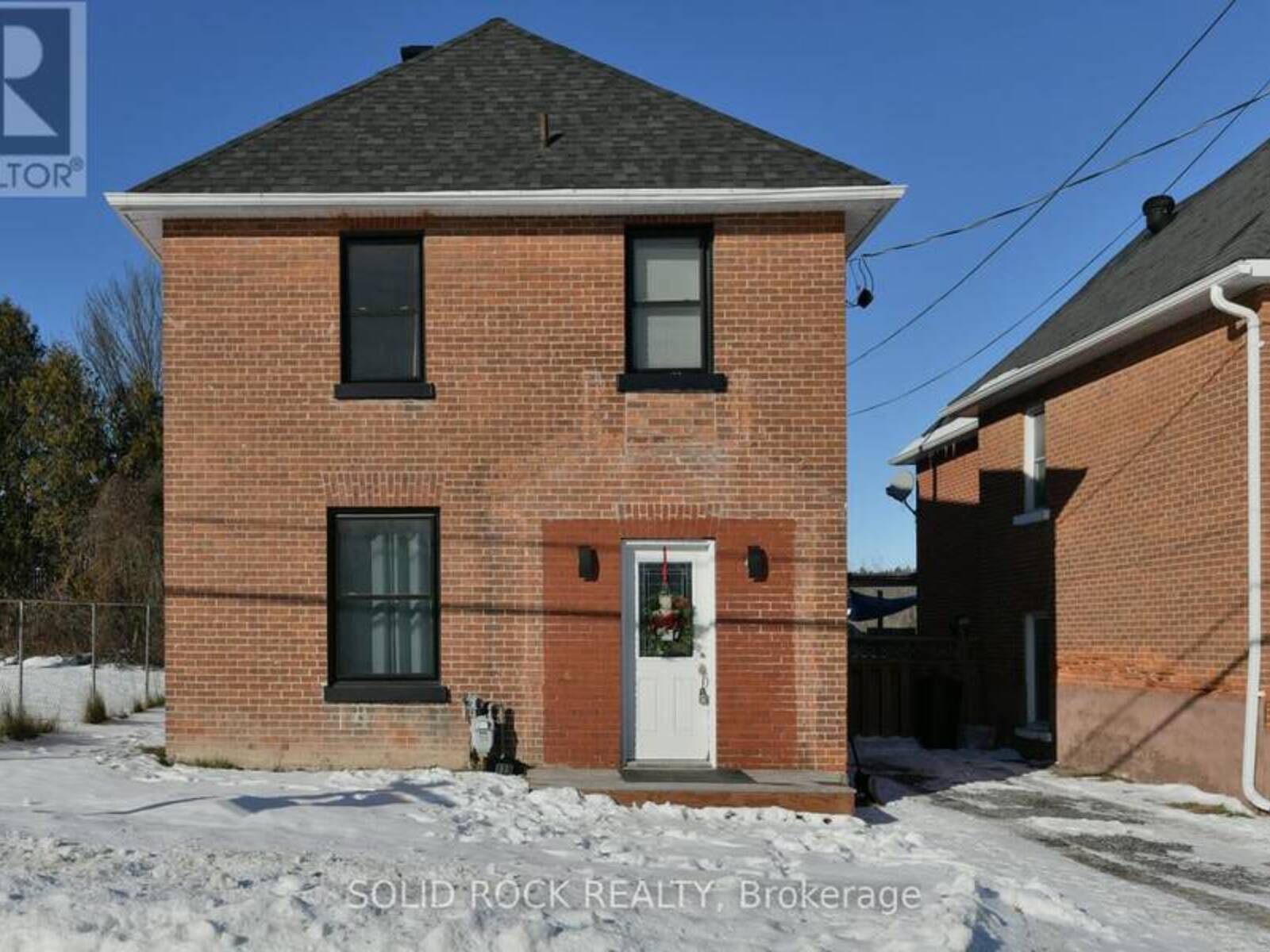 115 DIVISION STREET, Ottawa, Ontario K7S 3B9