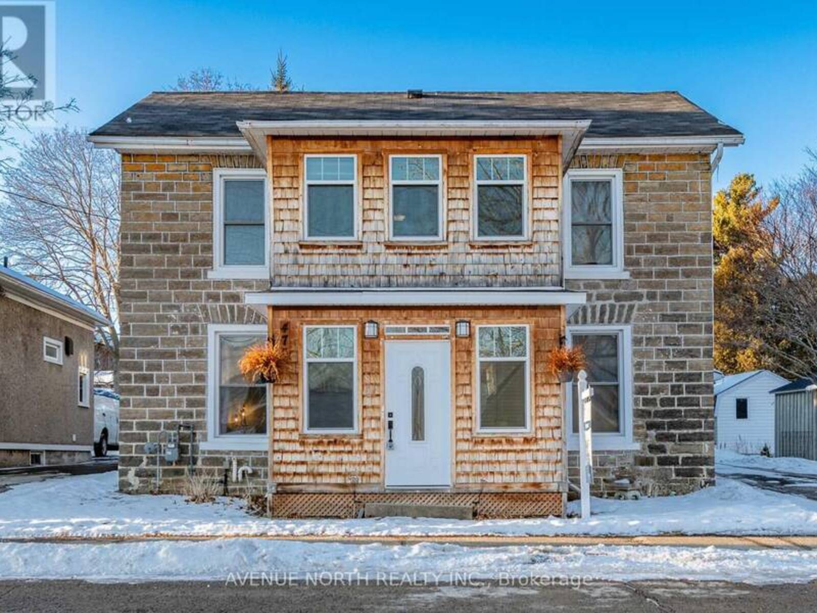 476 JAMES STREET W, Prescott, Ontario K0E 1T0