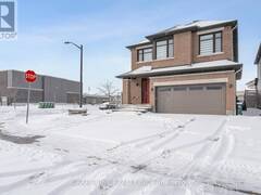 132 PATHFINDER WAY Ottawa Ontario, K1X 0C9