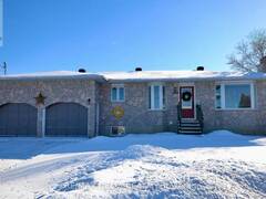 203 FRANCOISE STREET Clarence-Rockland Ontario, K4K 1H1