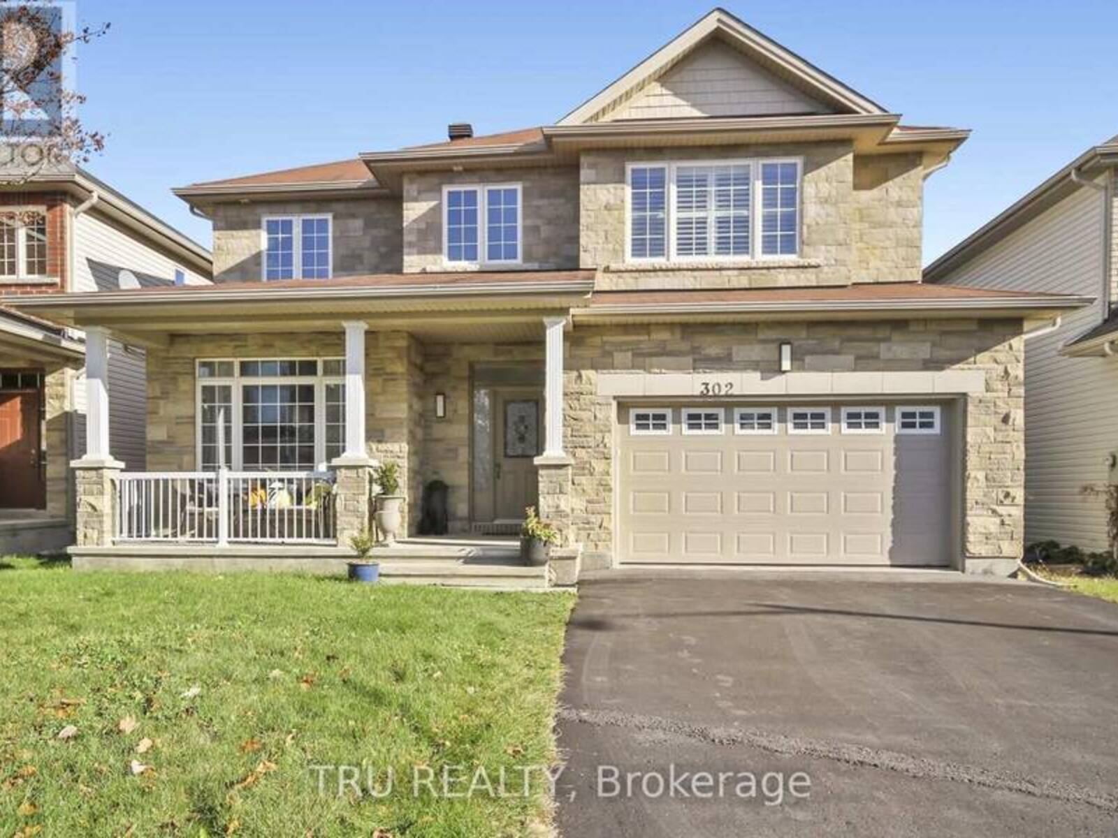 302 SADDLERIDGE DRIVE, Ottawa, Ontario K1W 0C1