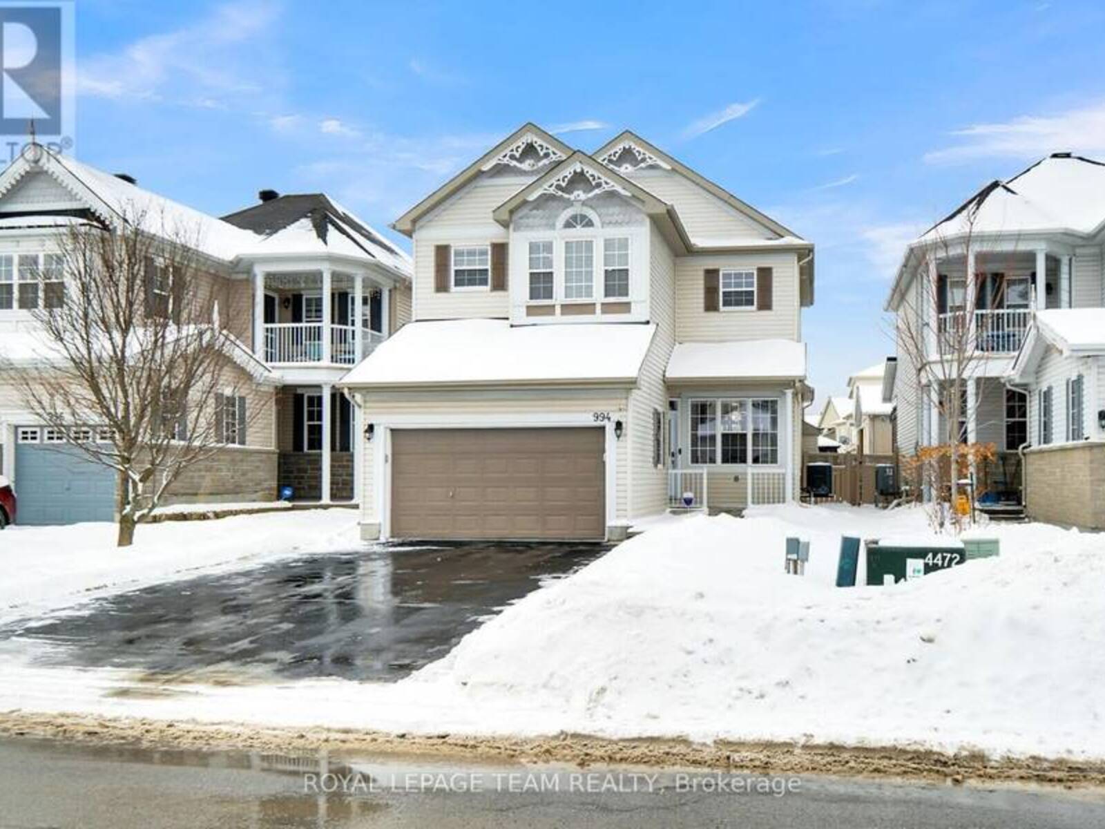 994 LINARIA WALK E, Ottawa, Ontario K4A 0E2