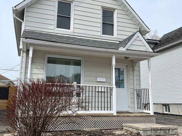 323 MONTFORT STREET Ottawa Ontario, K1L 5N5 - 2 Bedrooms Home For Sale