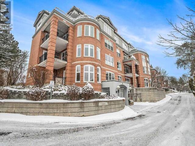 101 - 31 DURHAM Ottawa Ontario, K1M 2J1 - 2 Bedrooms Condo For Sale