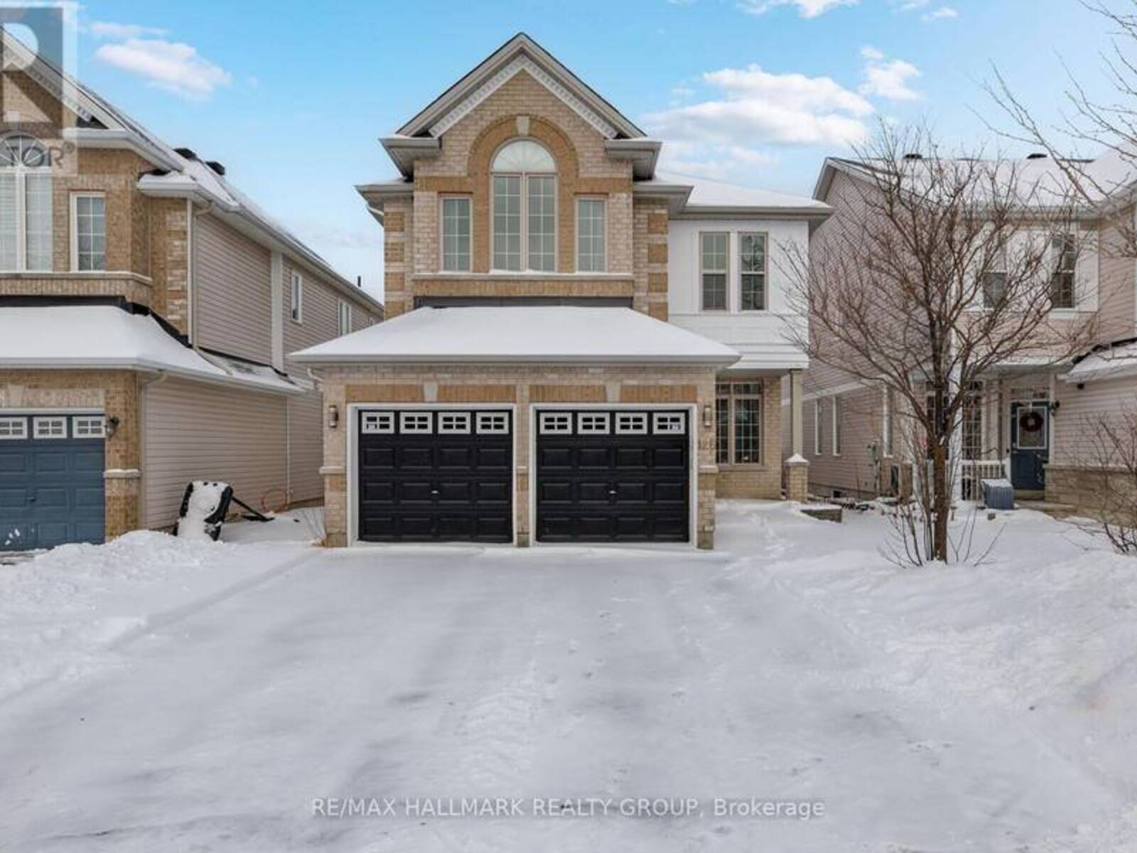 126 STRATHCARRON CRESCENT, Ottawa, Ontario K2K 0C7