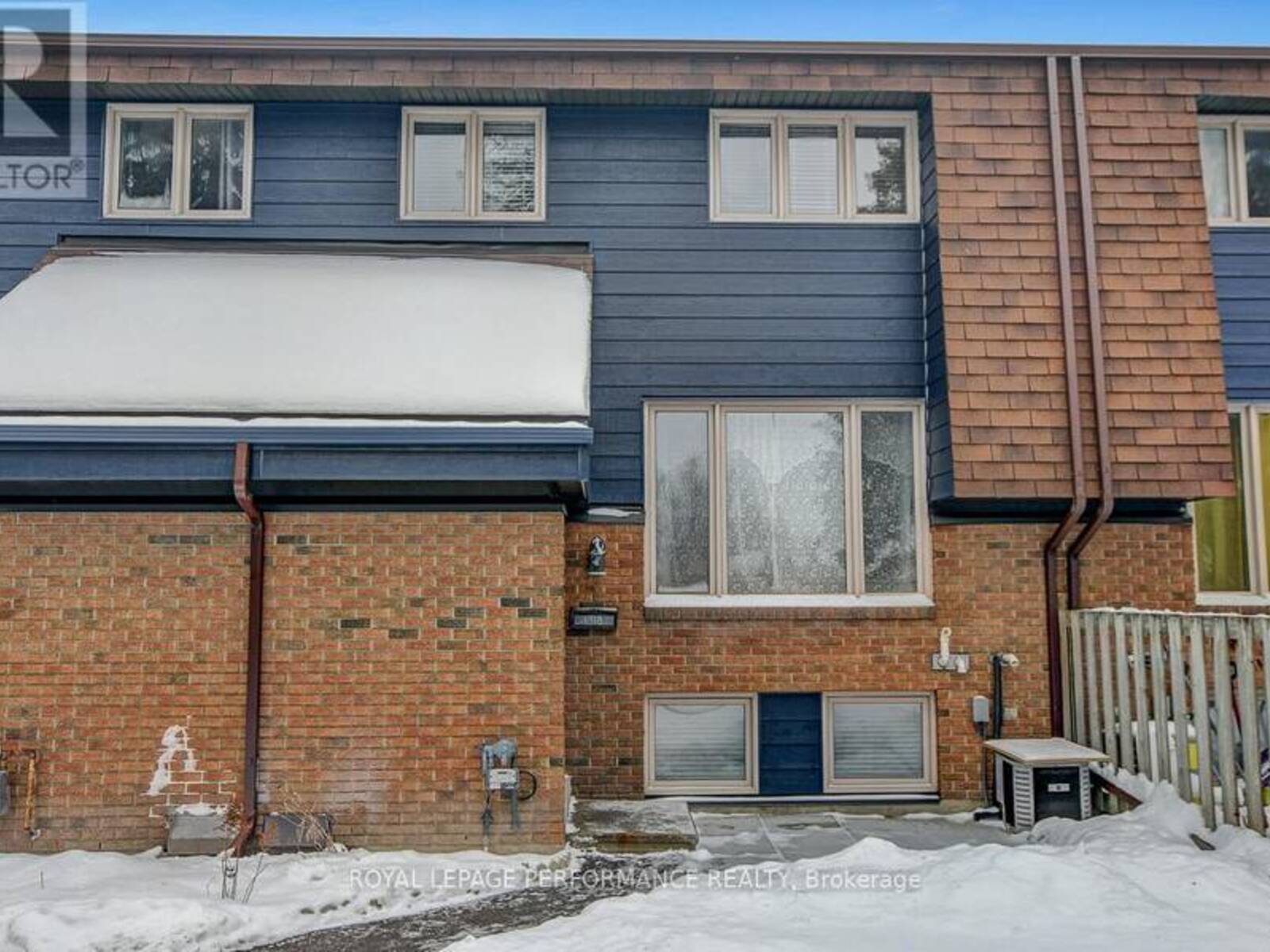 1318 GREENBANK ROAD, Ottawa, Ontario K2H 8X6