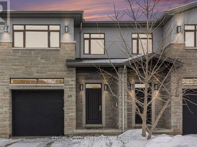 219 CARLETON AVENUE Ottawa Ontario, K1Y 0J5