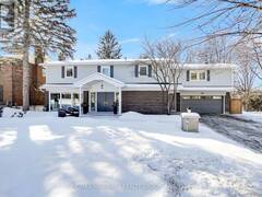 26 LEAVER AVENUE Ottawa Ontario, K2E 5P6