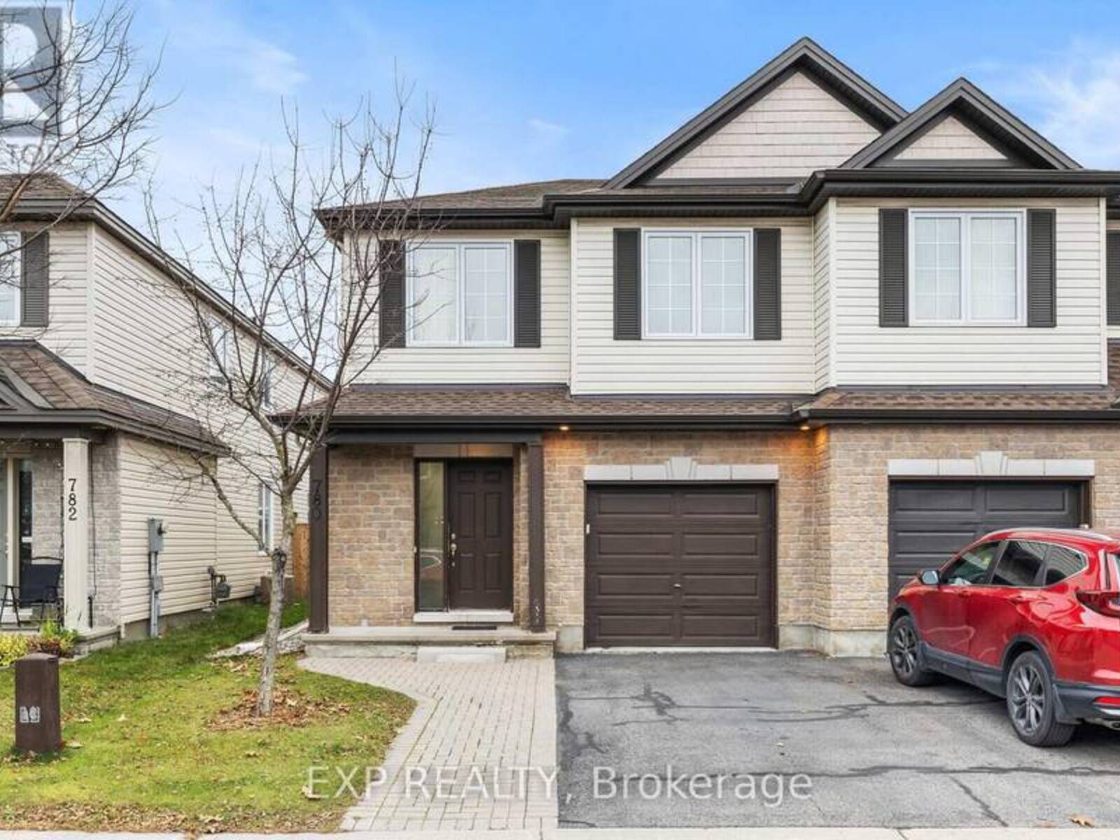 780 WHITE ALDER AVENUE, Ottawa, Ontario K1T 0G2