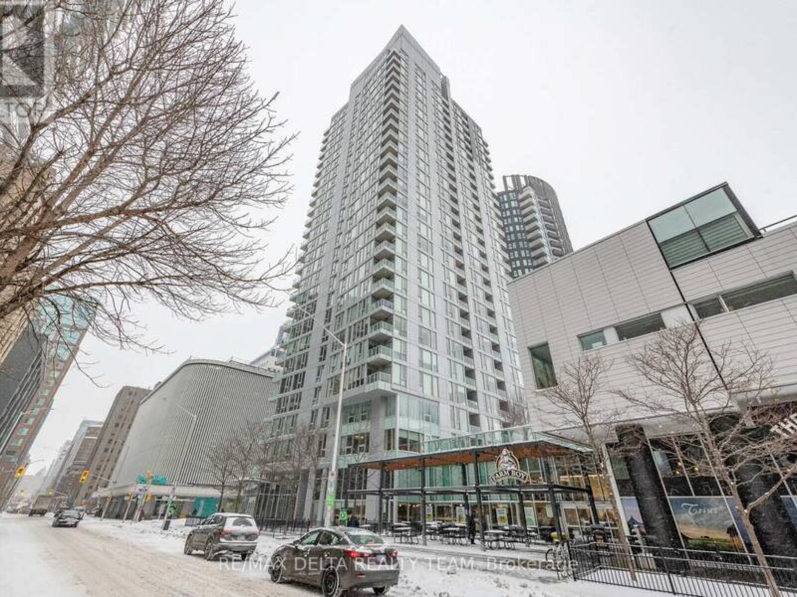 304 - 179 METCALFE STREET, Ottawa, Ontario K2P 0W1