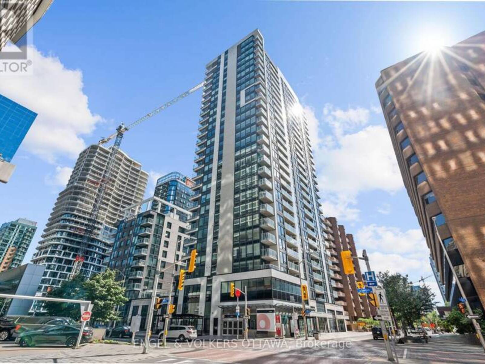 402 - 340 QUEEN STREET, Ottawa, Ontario K1R 0G1