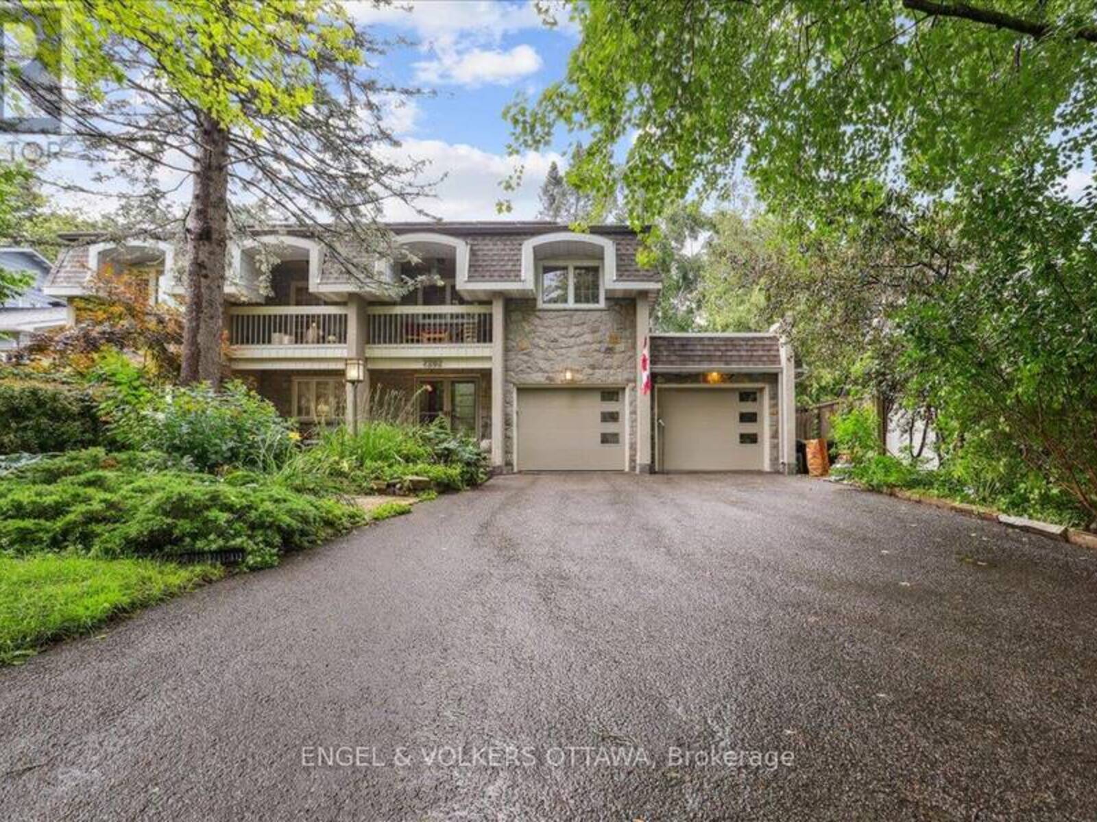 2282 BOWMAN ROAD, Ottawa, Ontario K1H 6V6