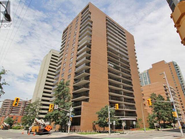 1404 - 475 LAURIER AVENUE W Ottawa Ontario, K1R 7X1 - 1 Bedroom Condo For Sale