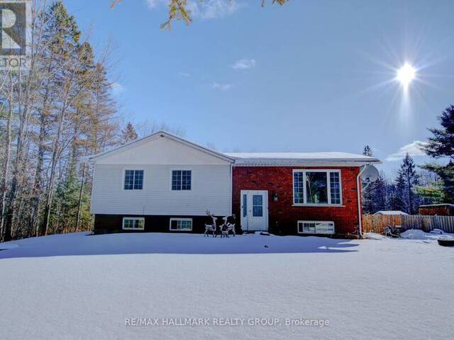 877 MARSH ROAD Pembroke Ontario, K8A 6W4 - 5 Bedrooms Home For Sale