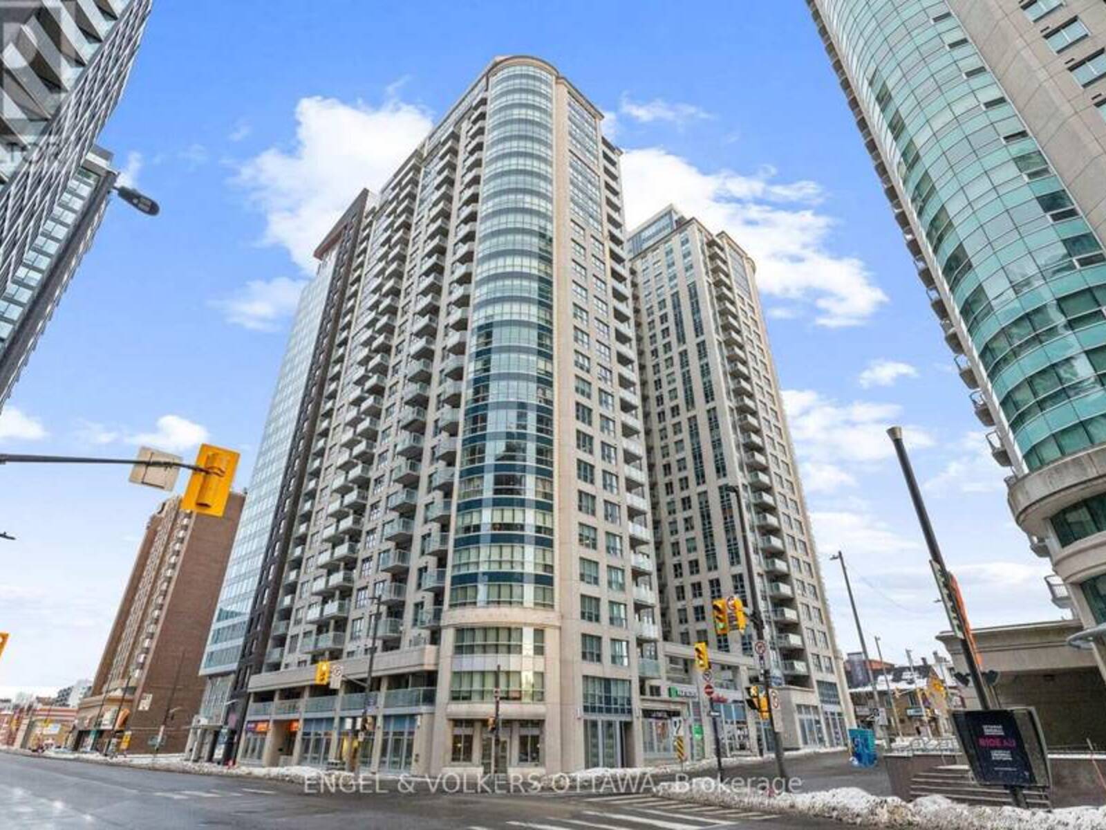 801 - 242 RIDEAU STREET, Ottawa, Ontario K1N 0B7