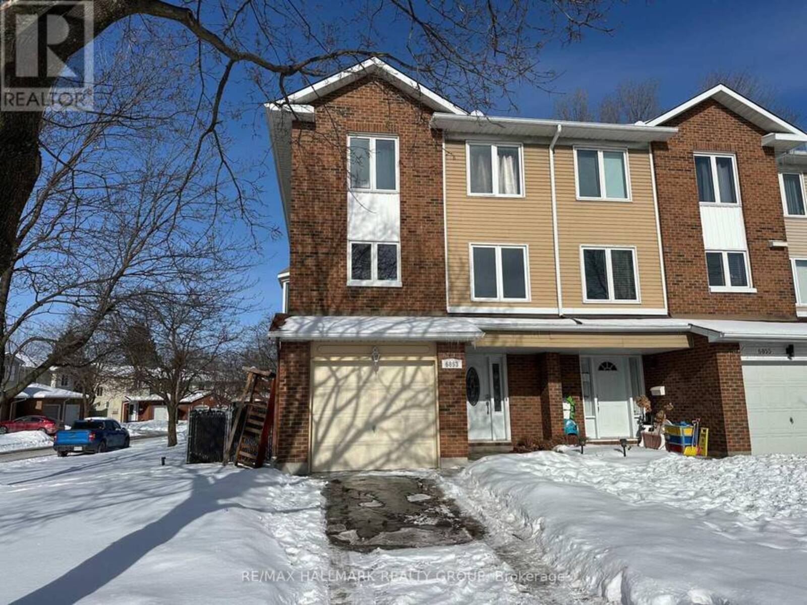 6853 DU BOIS AVENUE, Ottawa, Ontario K1C 5K4