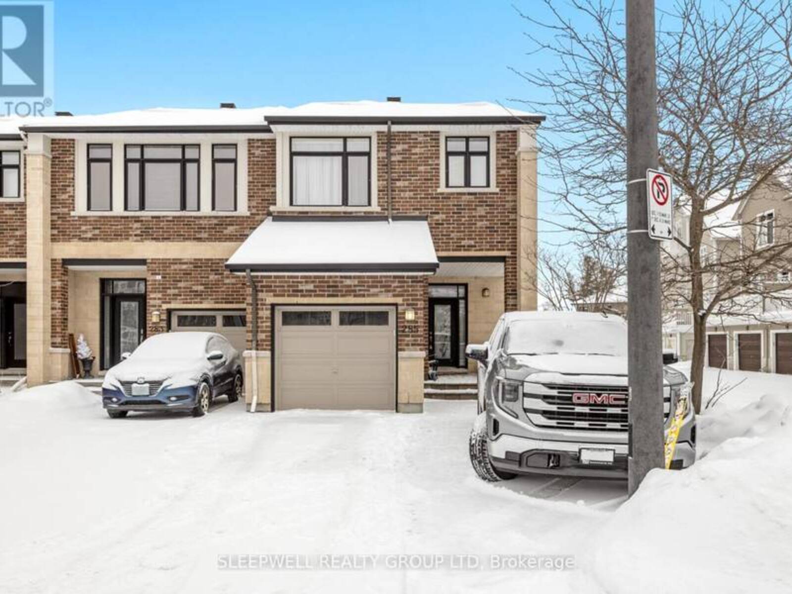 285 KINGHAVEN CRESCENT, Ottawa, Ontario K2M 3B4