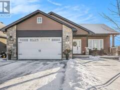 72 OTTERIDGE DRIVE Renfrew Ontario, K7V 0A1