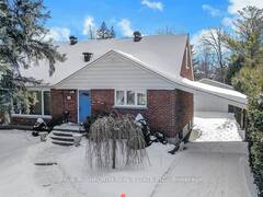 386 BILLINGS AVENUE Ottawa Ontario, K1H 5L6