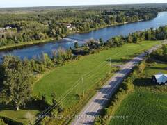 515 HERITAGE DRIVE Merrickville Ontario, K0G 1N0