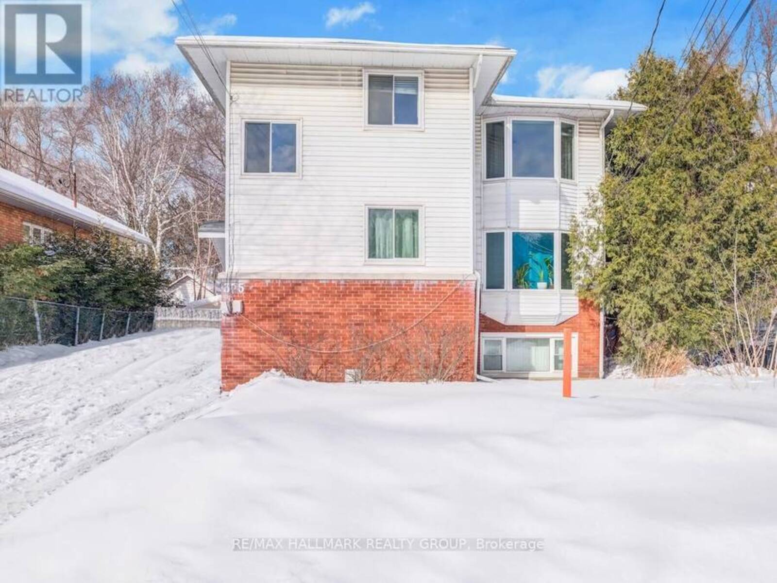 375 ST. DENIS STREET, Ottawa, Ontario K1L 5H8