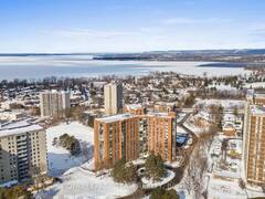 1708 - 2871 RICHMOND ROAD Ottawa Ontario, K2B 8M5