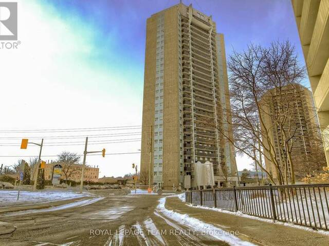 2504 - 1380 PRINCE OF WALES DRIVE Ottawa Ontario, K2C 3N5 - 2 Bedrooms Condo For Sale