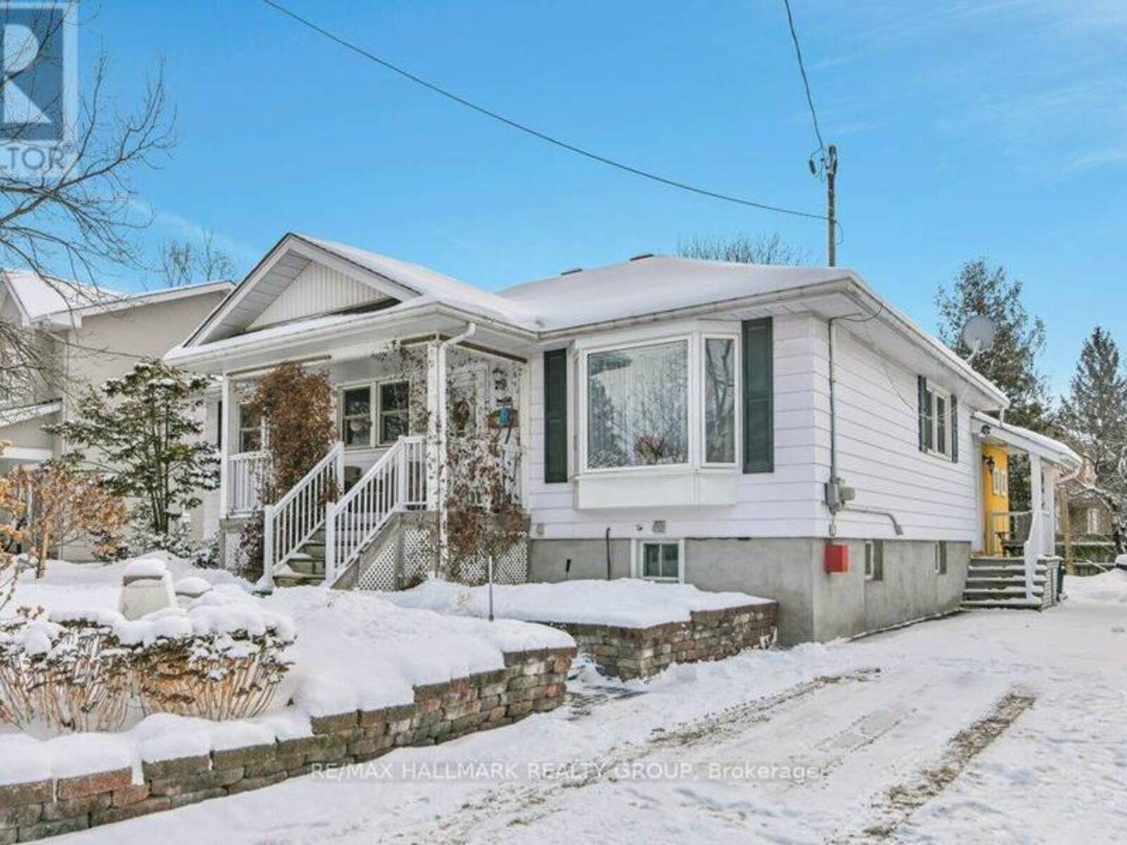 1230 ANOKA STREET, Ottawa, Ontario K1V 6C6