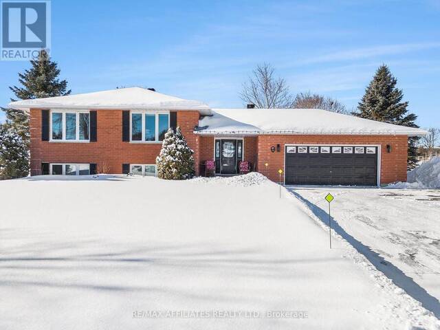 14 DAVIS LANE Smiths Falls Ontario, K7A 4S5 - 3 Bedrooms Home For Sale