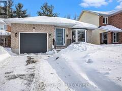 72 NEWCASTLE AVENUE Ottawa Ontario, K2K 3B5