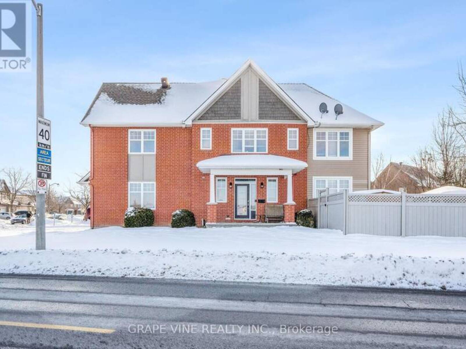 4060 KELLY FARM DRIVE, Ottawa, Ontario K1T 4J3