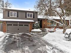 31 BEAUFORT DRIVE Ottawa Ontario, K2L 1Z5