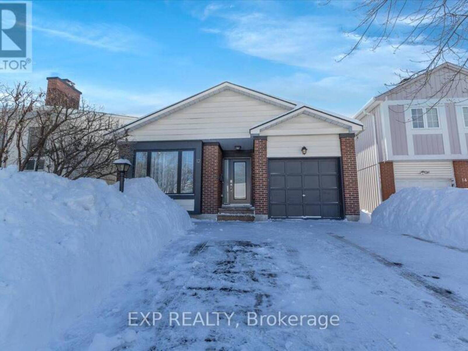 12 HARNESS LANE, Ottawa, Ontario K2M 1A1