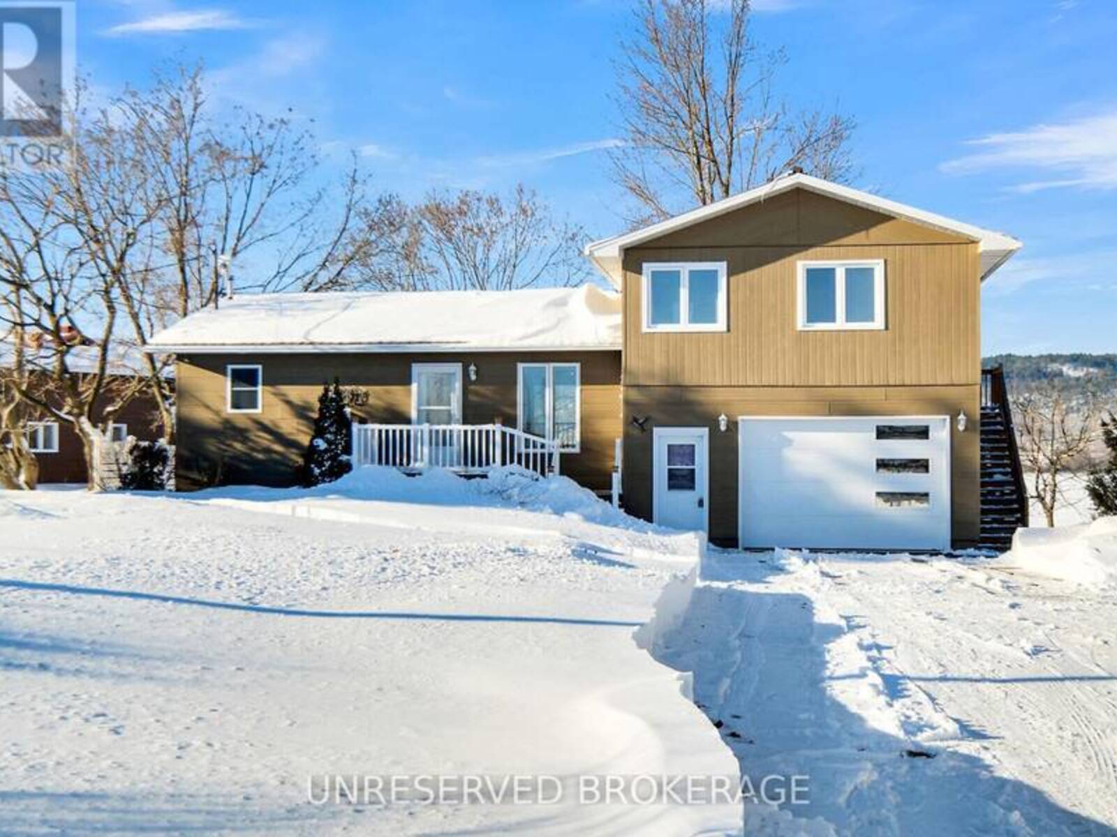 425 DU DOMAINE ROAD, Alfred and Plantagenet, Ontario K0B 1J0