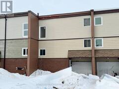 3C HARWICK CRESCENT Ottawa Ontario, K2H 6R3