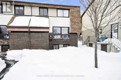 98 - 13C WOODVALE GN CRESCENT | Ottawa Ontario | Slide Image One