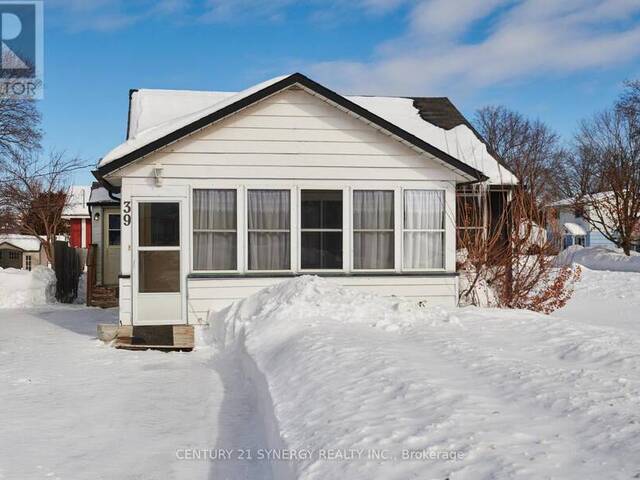 39 JASPER AVENUE Smiths Falls Ontario, K7A 4C1 - 2 Bedrooms Home For Sale